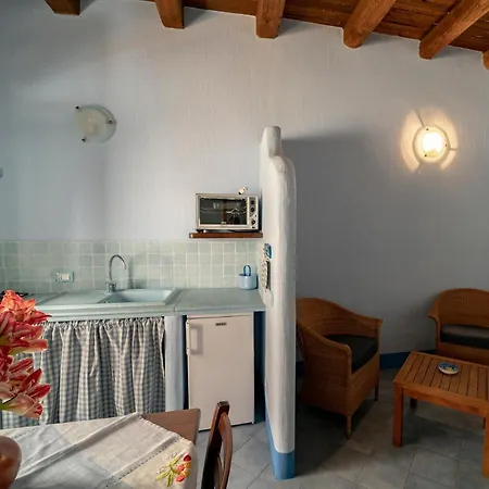 Solares Case Vacanze Isola di Ustica Exterior photo